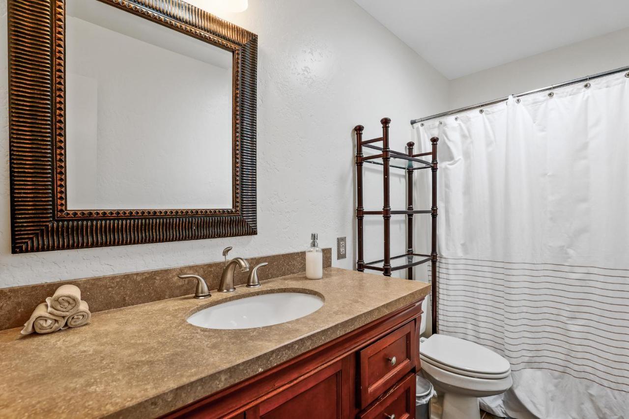 Captivating Continental Country Club Retreat With 4 Bdr And Spacious Deck! Flagstaff Esterno foto