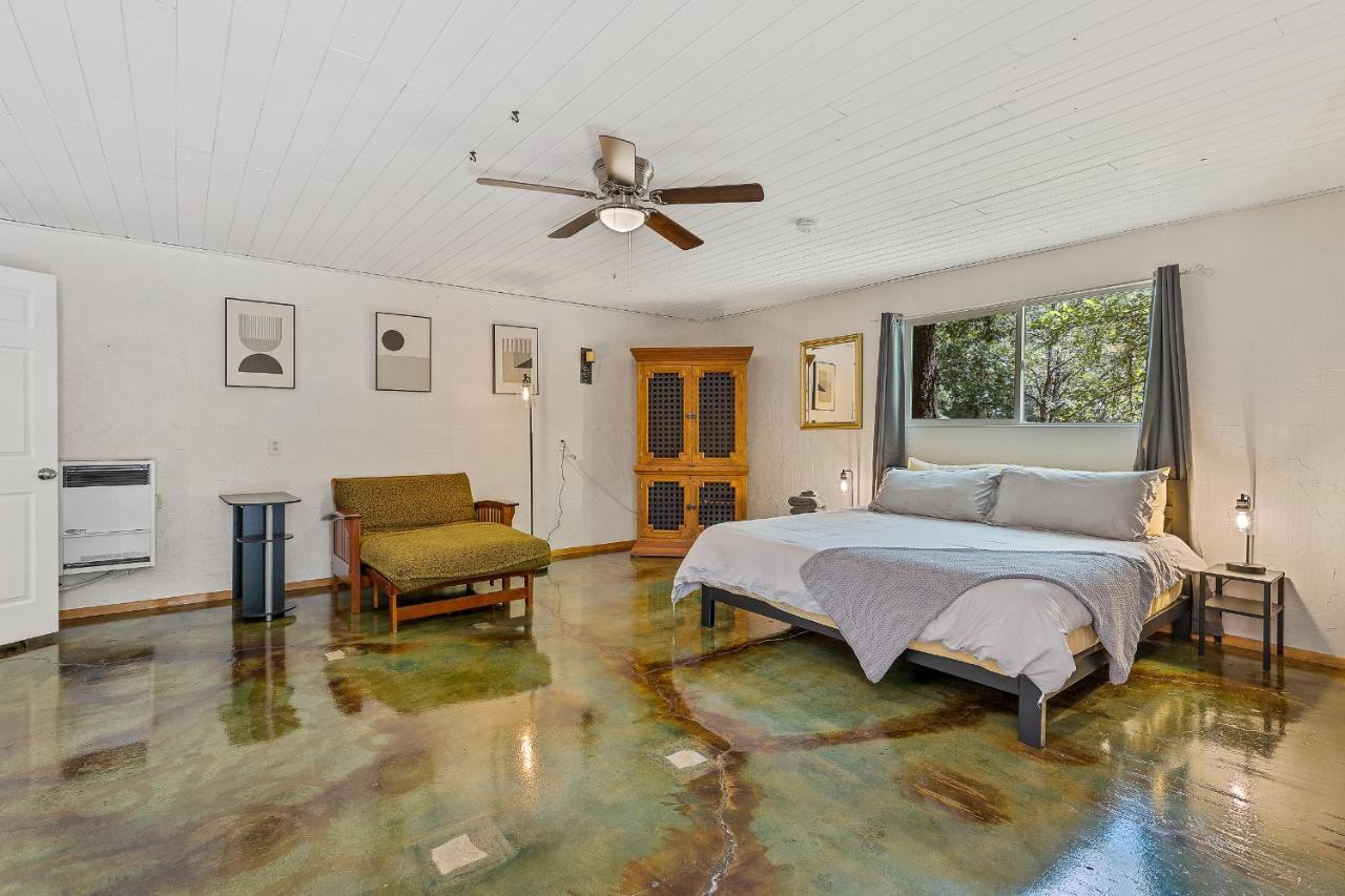 Captivating Continental Country Club Retreat With 4 Bdr And Spacious Deck! Flagstaff Esterno foto