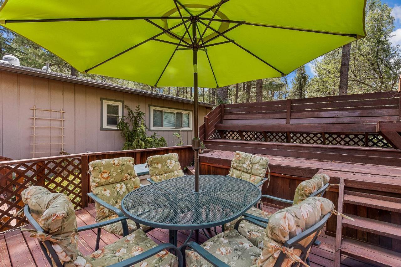 Captivating Continental Country Club Retreat With 4 Bdr And Spacious Deck! Flagstaff Esterno foto