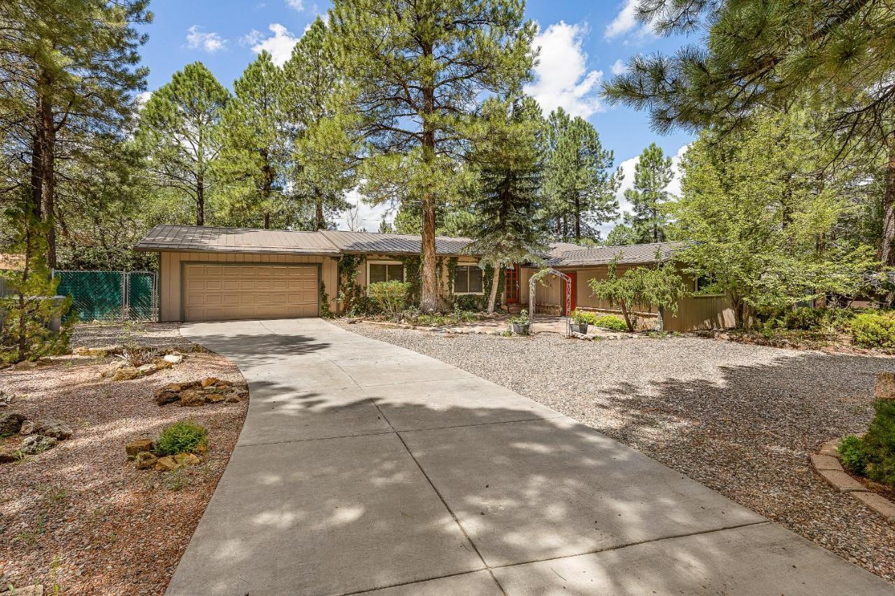 Captivating Continental Country Club Retreat With 4 Bdr And Spacious Deck! Flagstaff Esterno foto